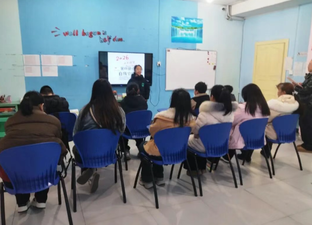 “口语”展风采 “英”你而精彩——金步艺术培训学校开展2025年秋期期末英语口语考试